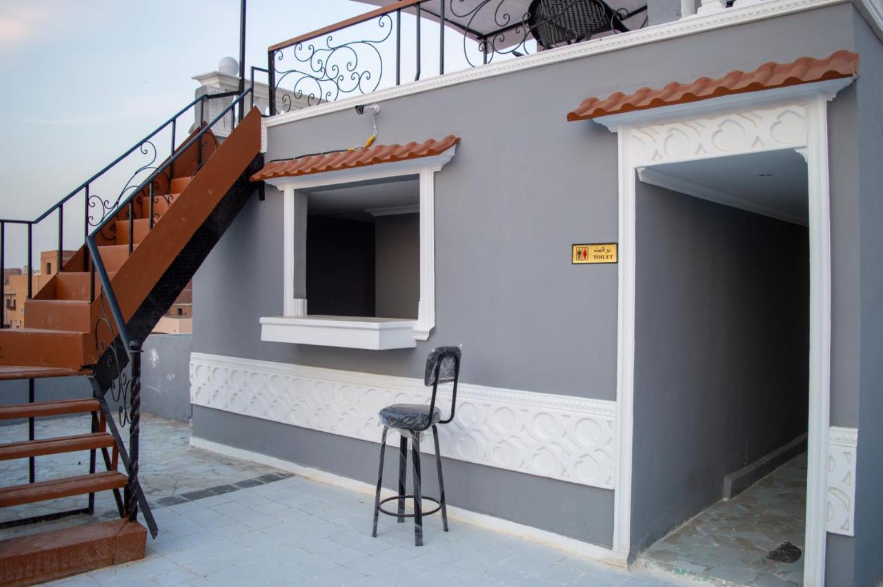 Pyramids Gate Hotel Kafrat al Jabal Exterior photo