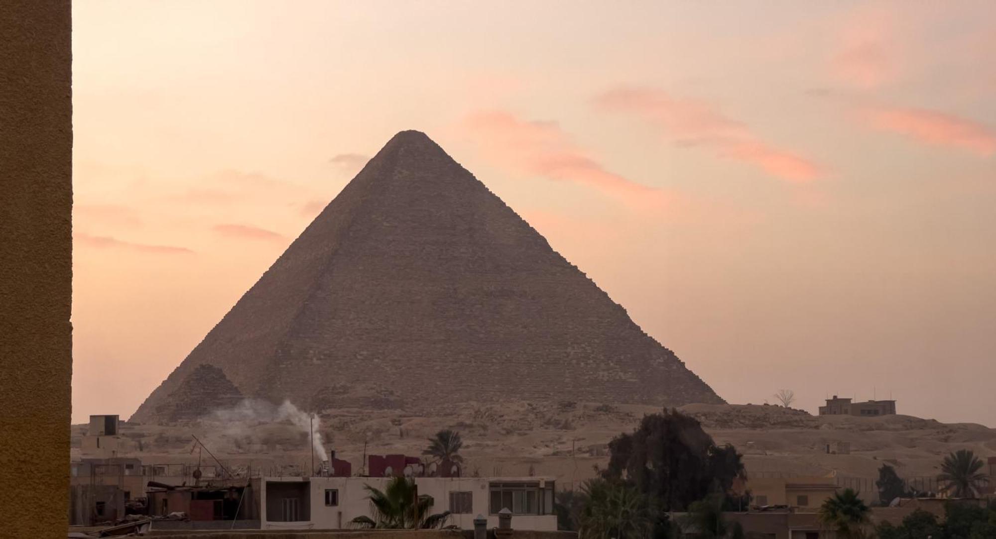 Pyramids Gate Hotel Kafrat al Jabal Exterior photo
